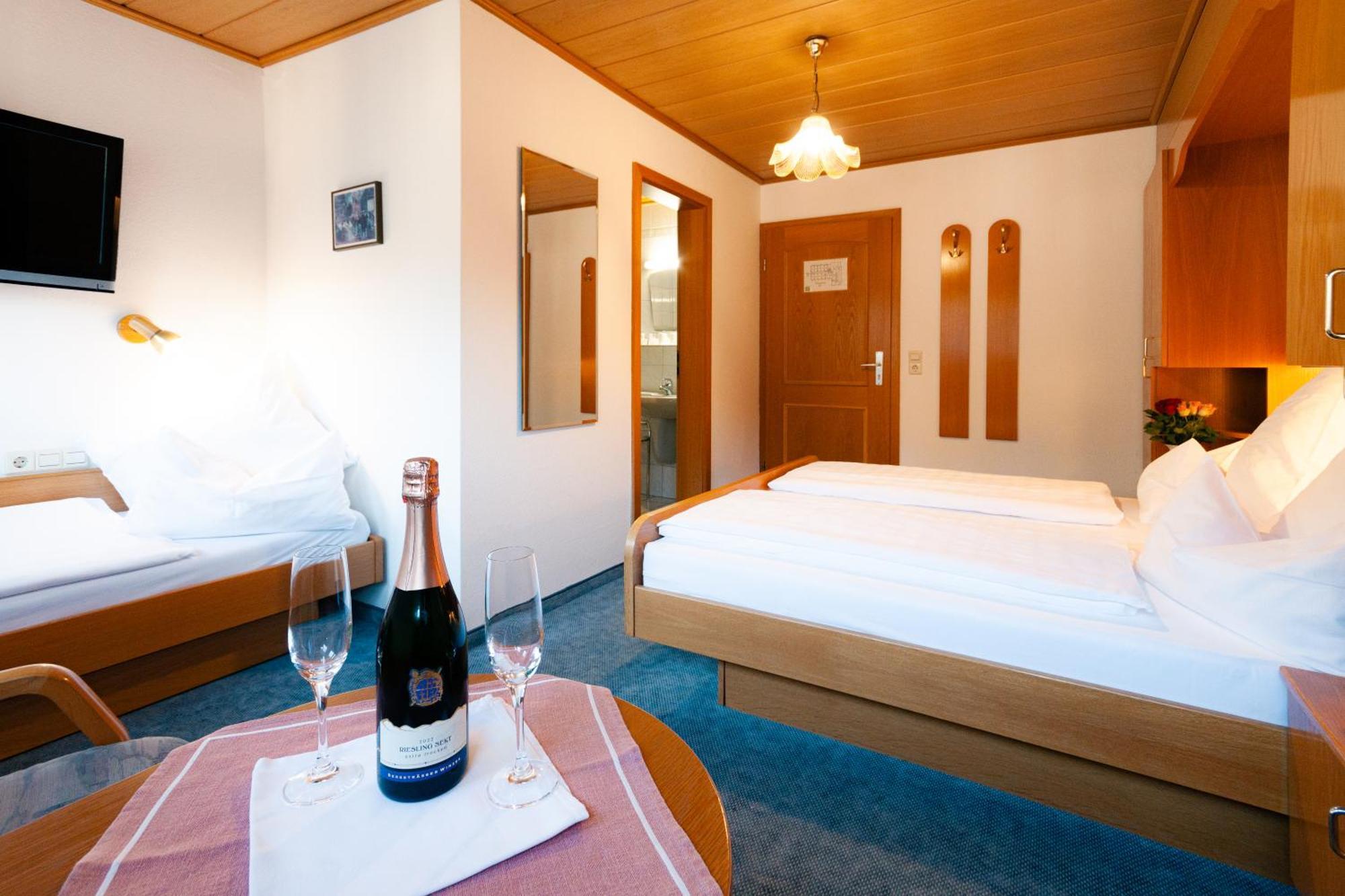 Hotel Gruenwinkel Oberharmersbach Kültér fotó